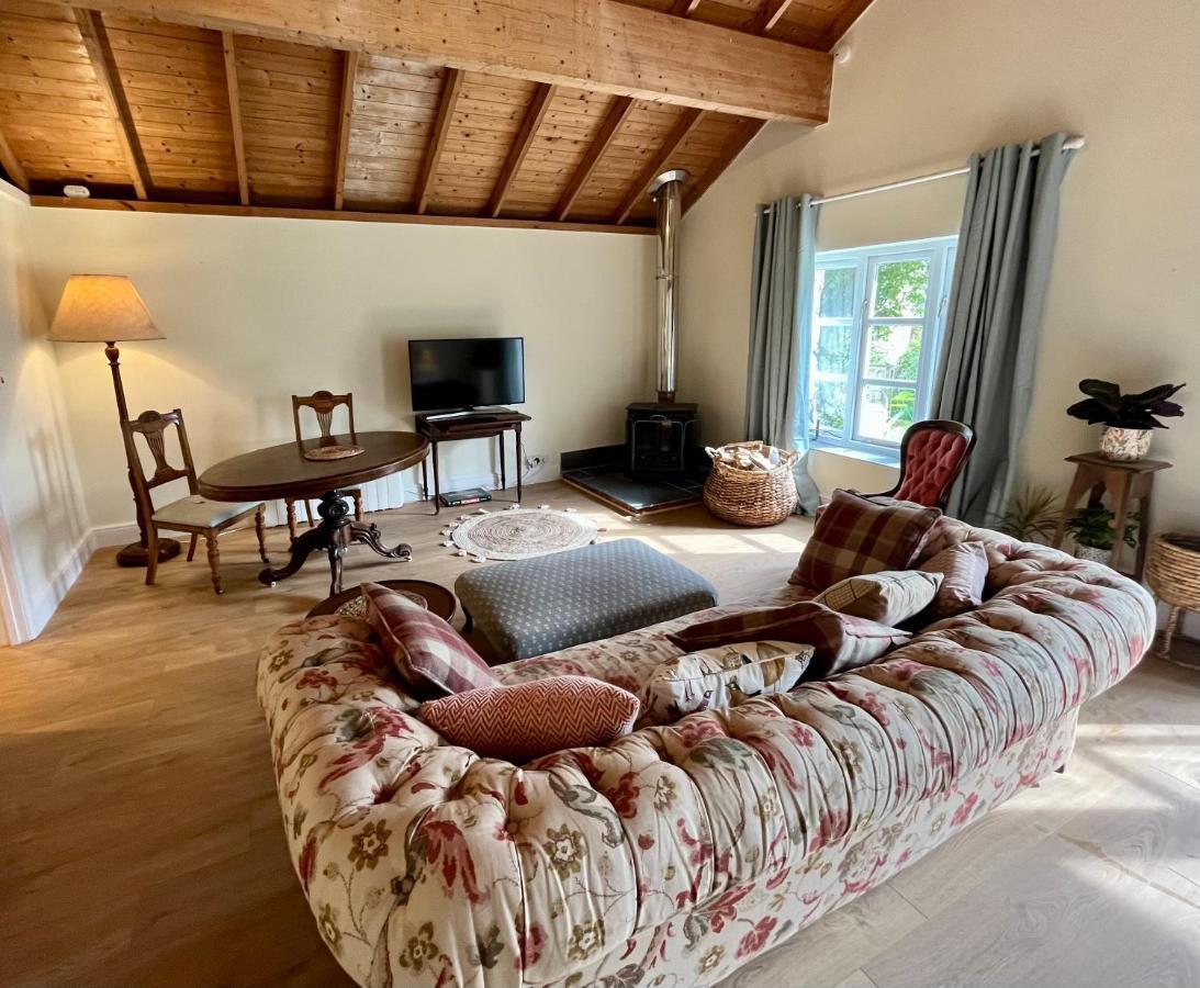 אברגאבני The Billiard Room - Cosy Country Retreat מראה חיצוני תמונה